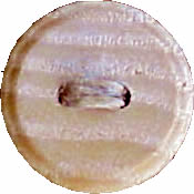 WB11 oak wood button. Sold in package of 10 pieces.